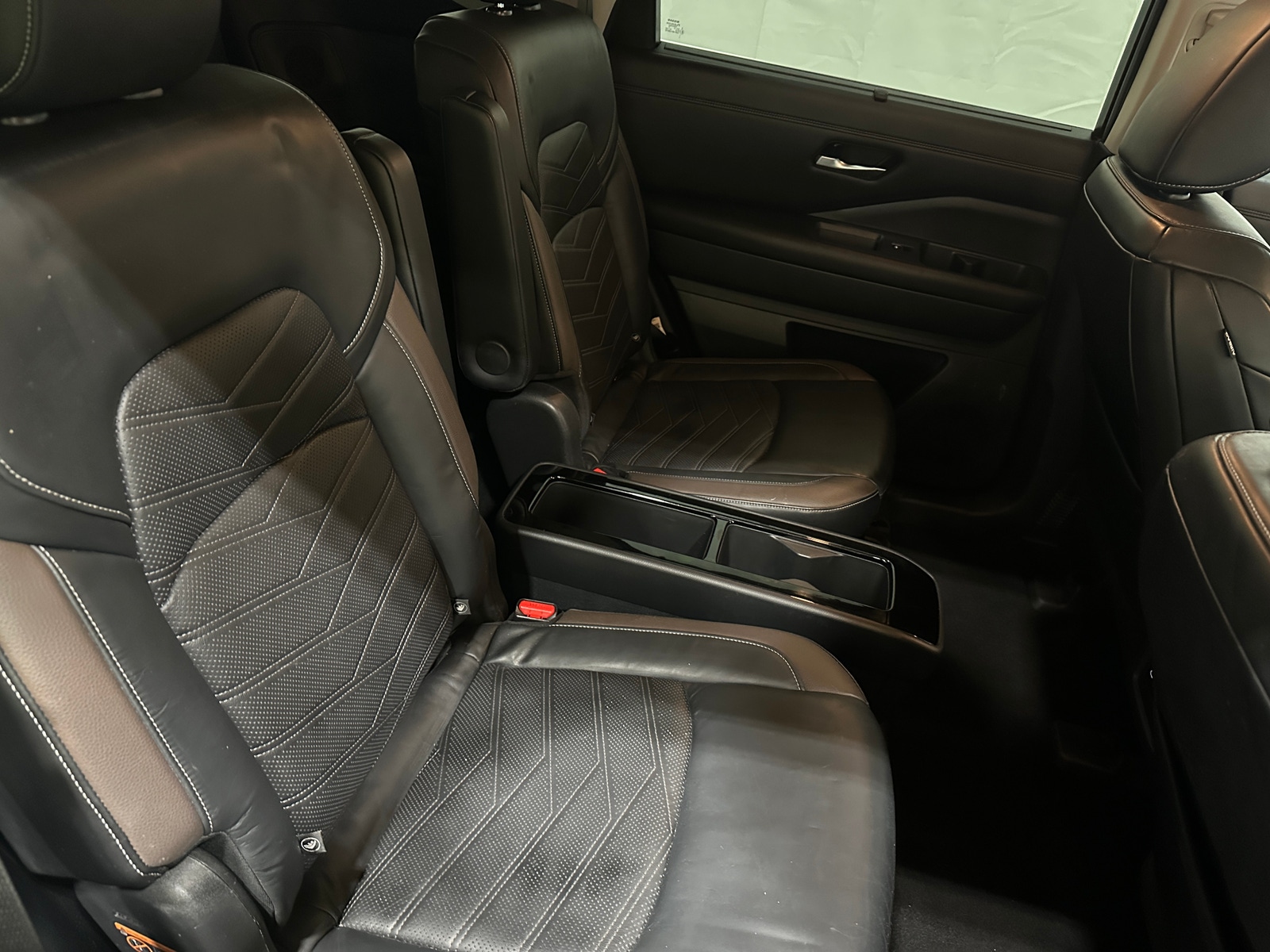 Thumbnail: 2022 Nissan Pathfinder - 5