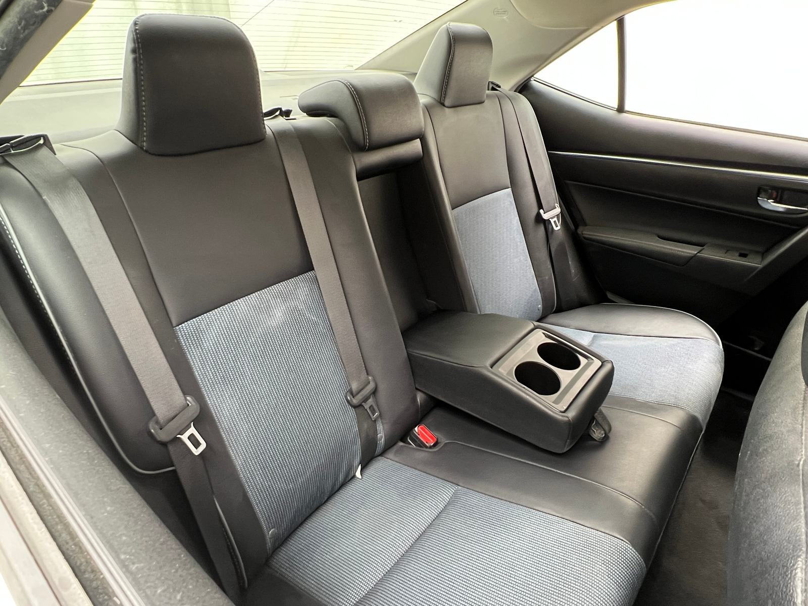 Thumbnail: 2016 Toyota Corolla - 6