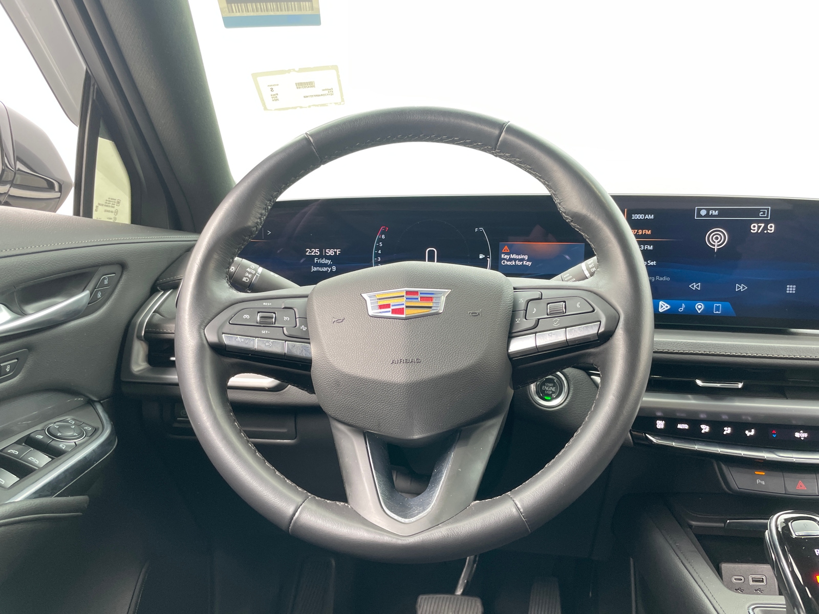 Thumbnail: 2024 Cadillac XT4 - 4