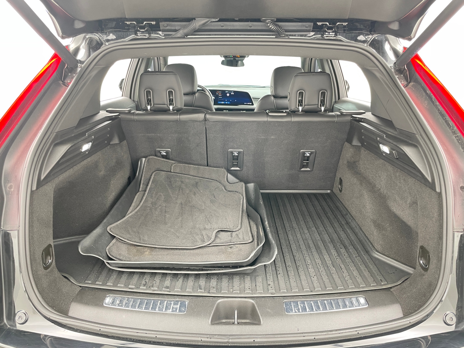 Thumbnail: 2024 Cadillac XT4 - 6