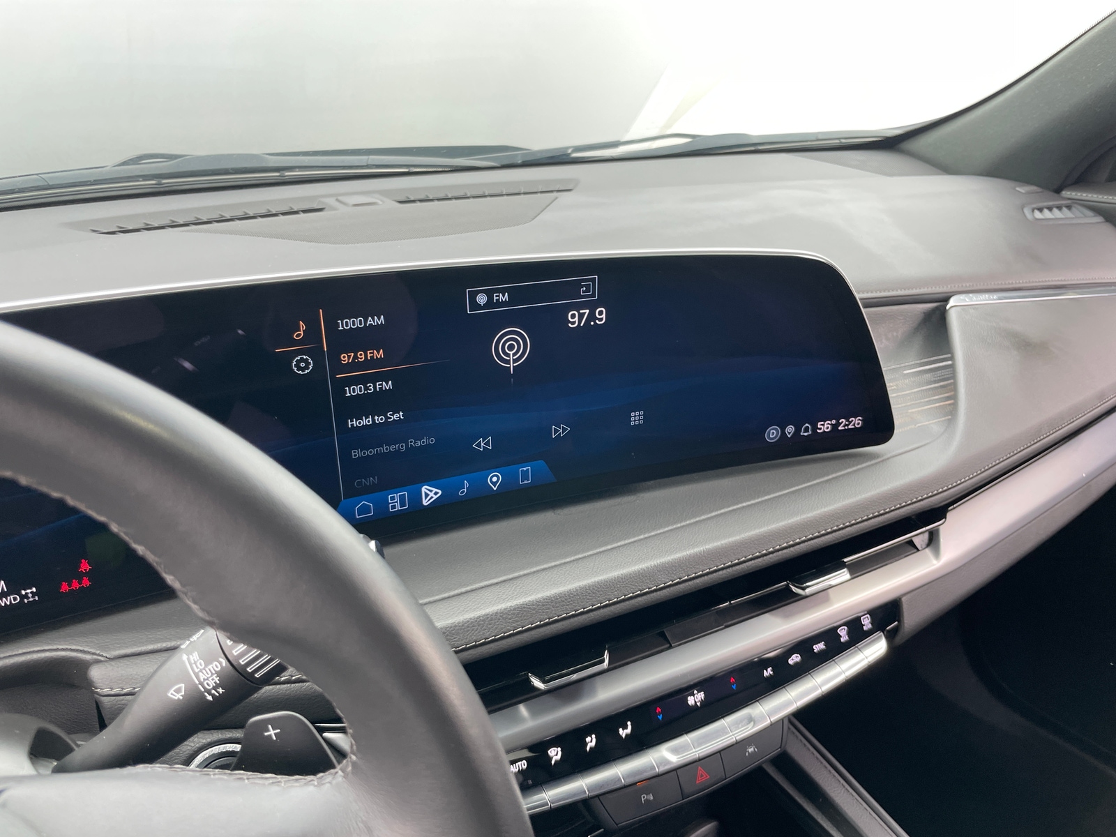 Thumbnail: 2024 Cadillac XT4 - 3