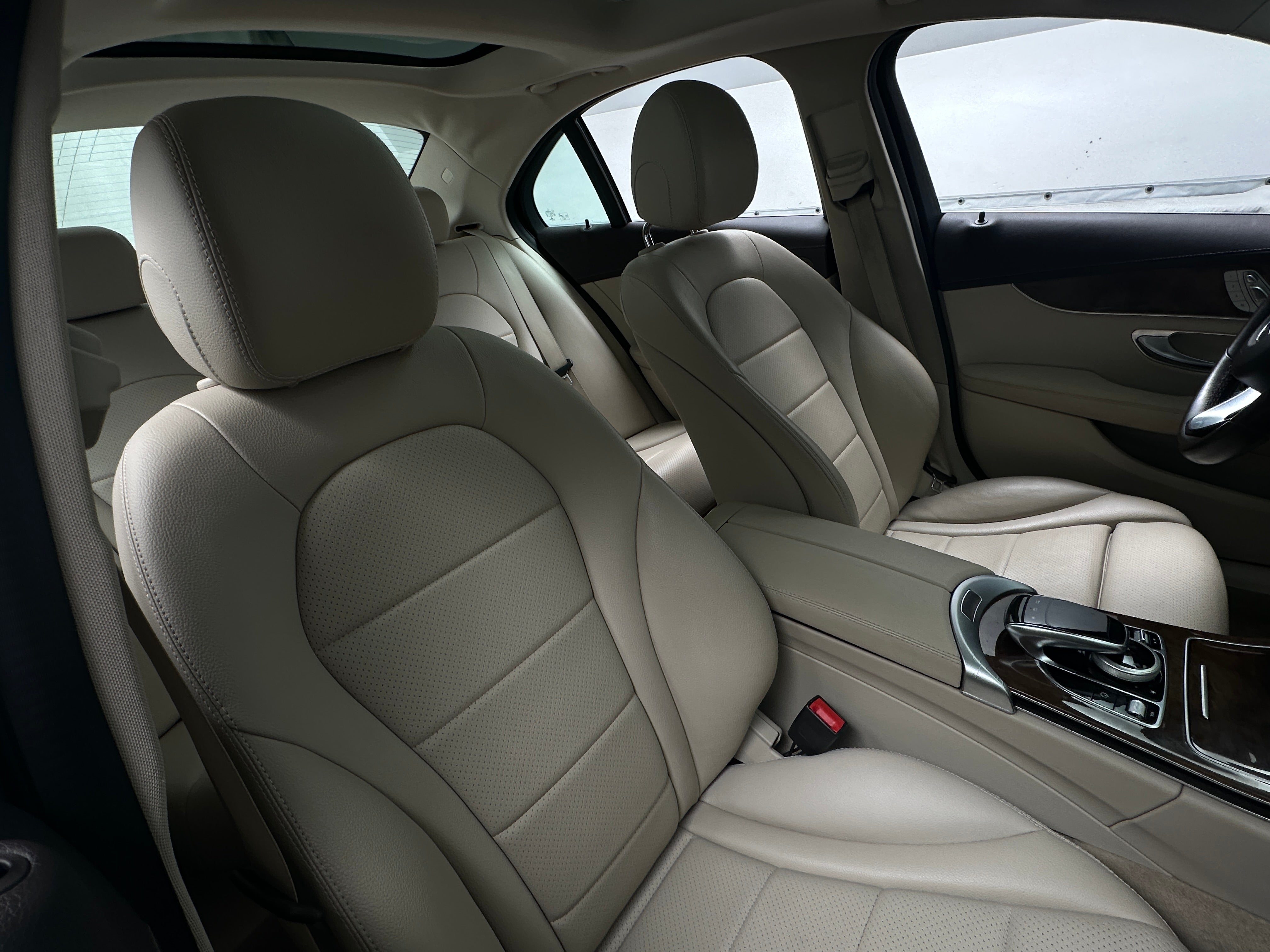 2016 Mercedes-Benz C-Class