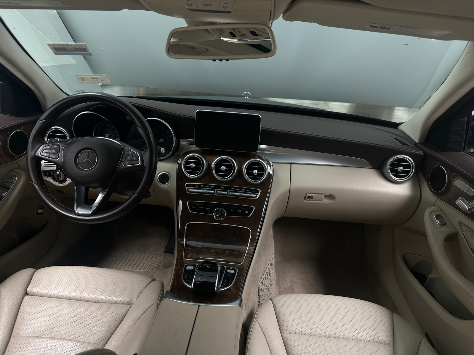 Thumbnail: 2016 Mercedes-Benz C-Class - 3