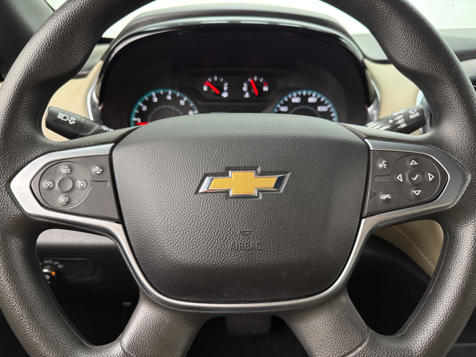 Thumbnail: 2023 Chevrolet Traverse - 5