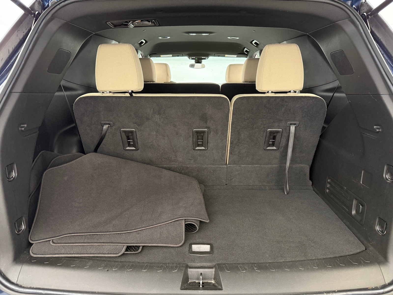 Thumbnail: 2023 Chevrolet Traverse - 7