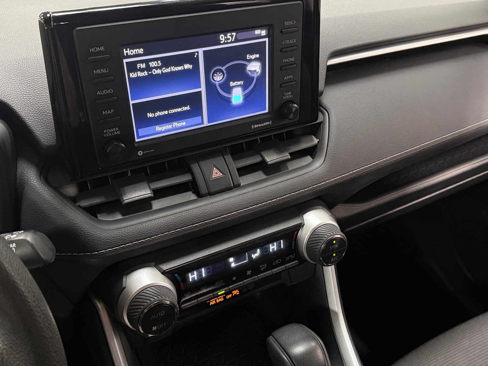 Thumbnail: 2022 Toyota RAV4 - 4