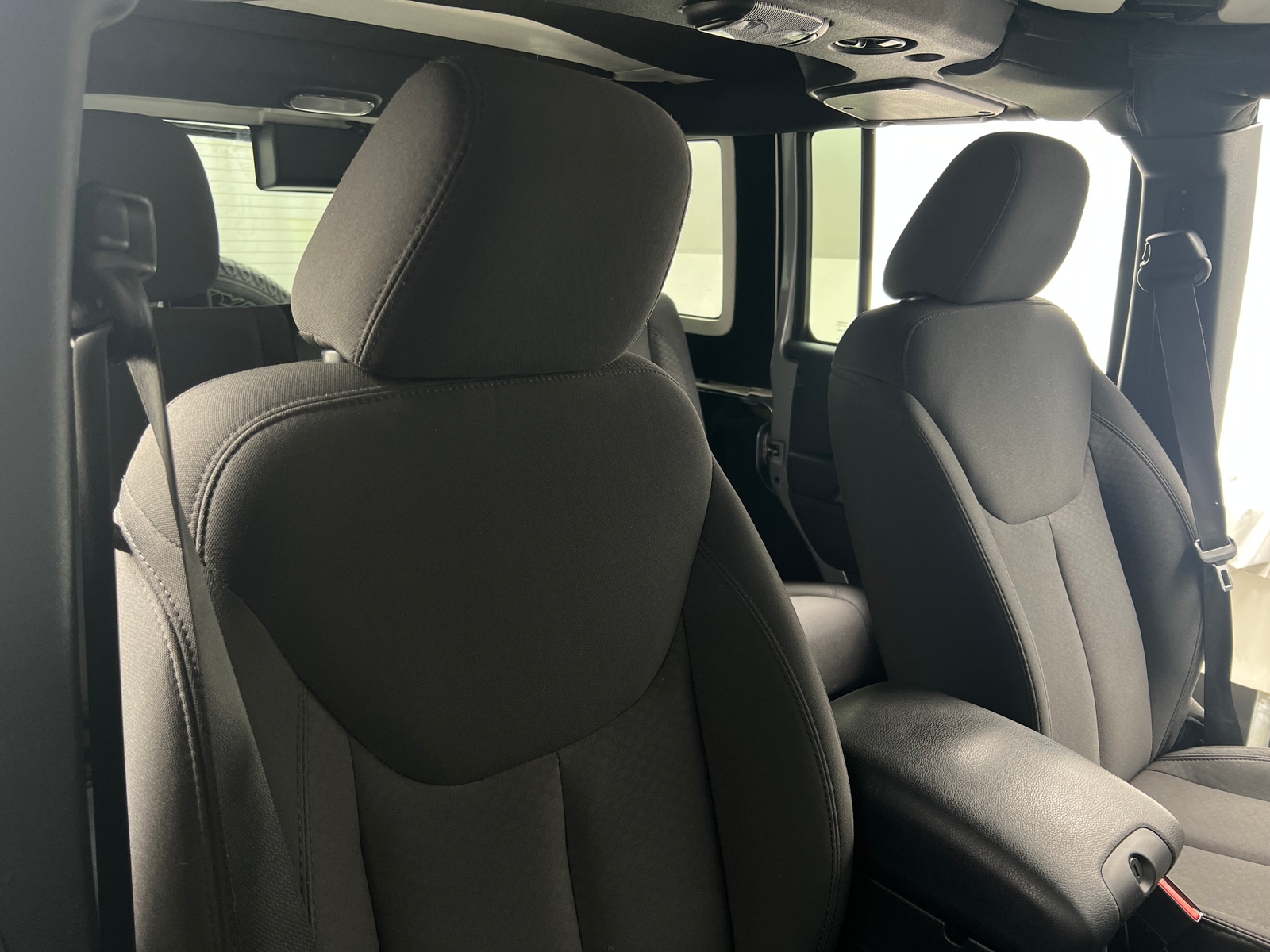 Thumbnail: 2017 Jeep Wrangler - 2