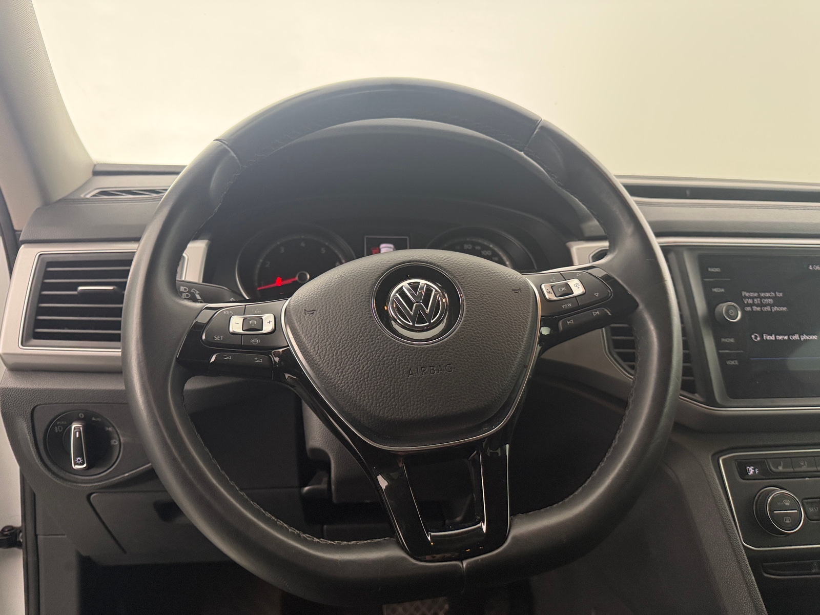 Thumbnail: 2019 Volkswagen Atlas - 4