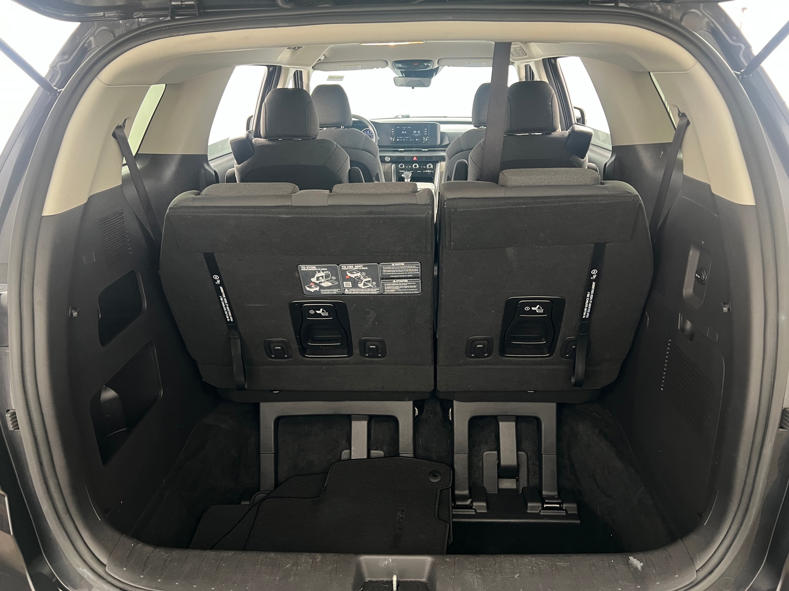 Thumbnail: 2024 Kia Carnival - 7