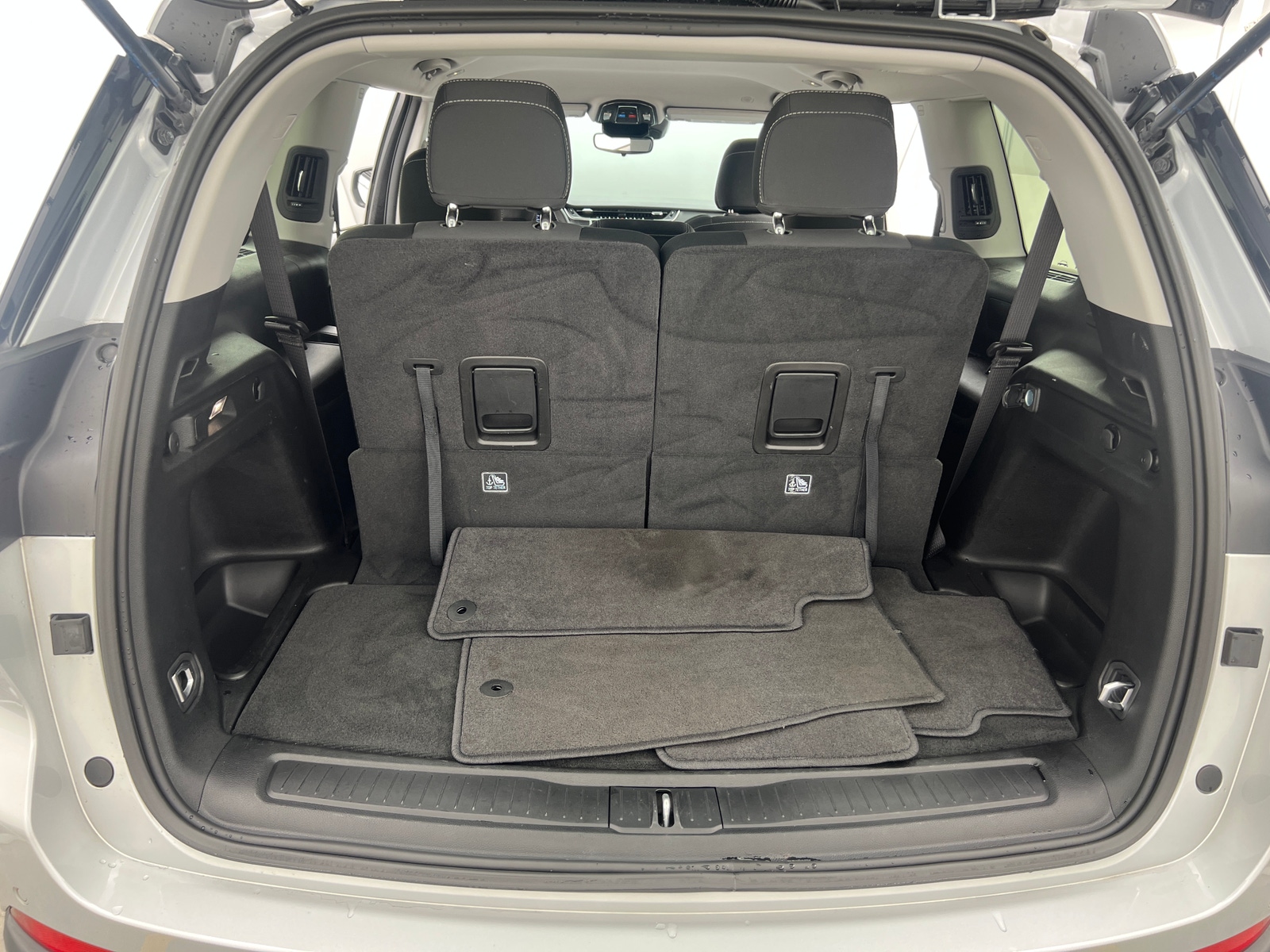 Thumbnail: 2023 Jeep Grand Cherokee L - 7