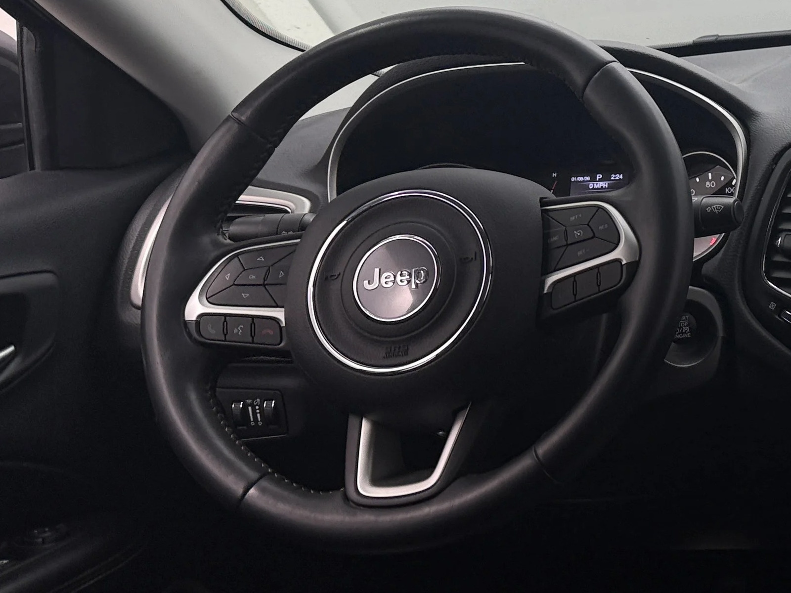 Thumbnail: 2019 Jeep Compass - 4