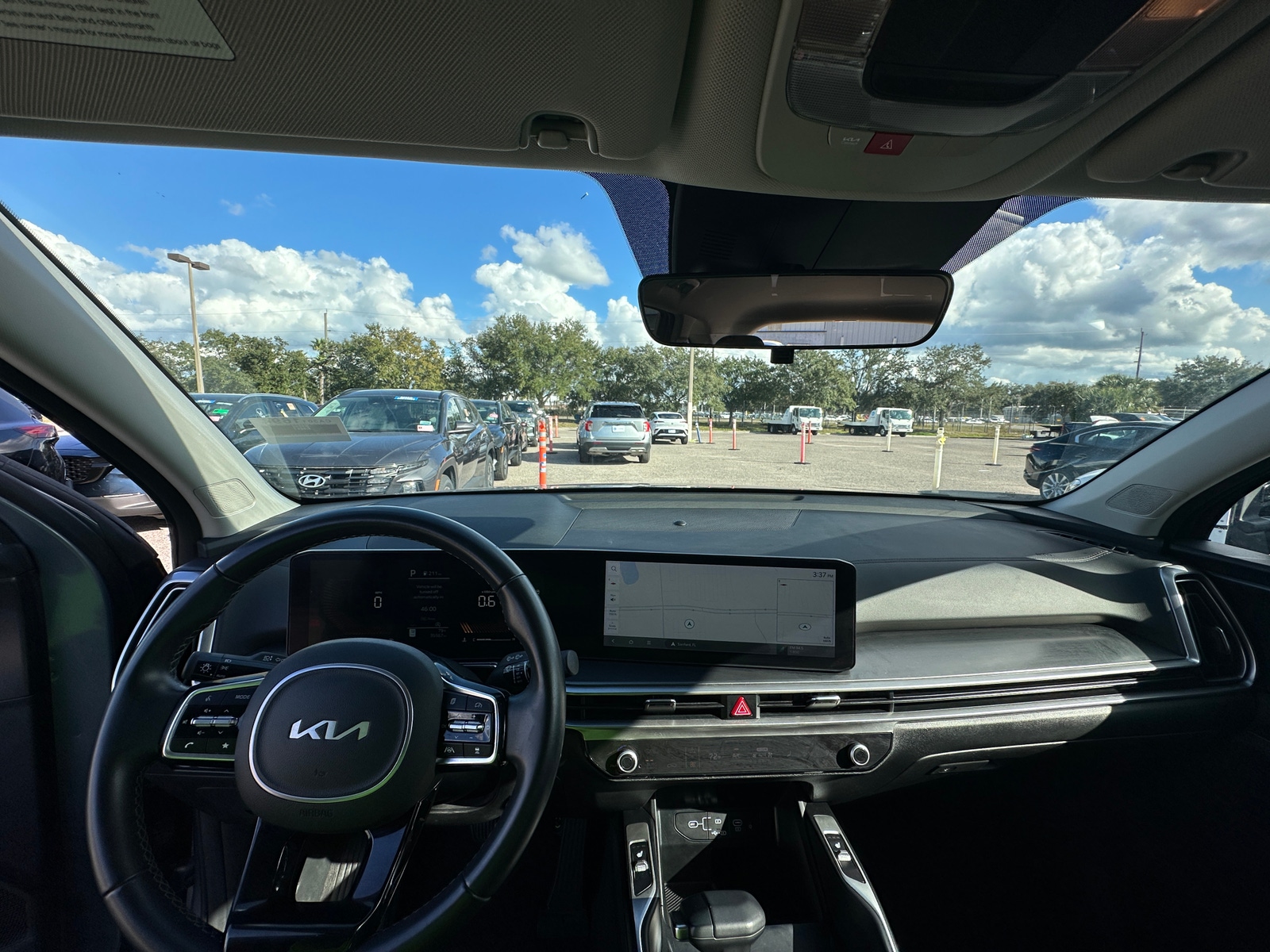 Thumbnail: 2024 Kia Sorento - 2