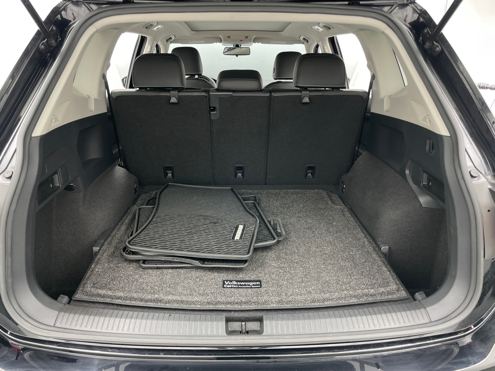 Thumbnail: 2021 Volkswagen Tiguan - 6