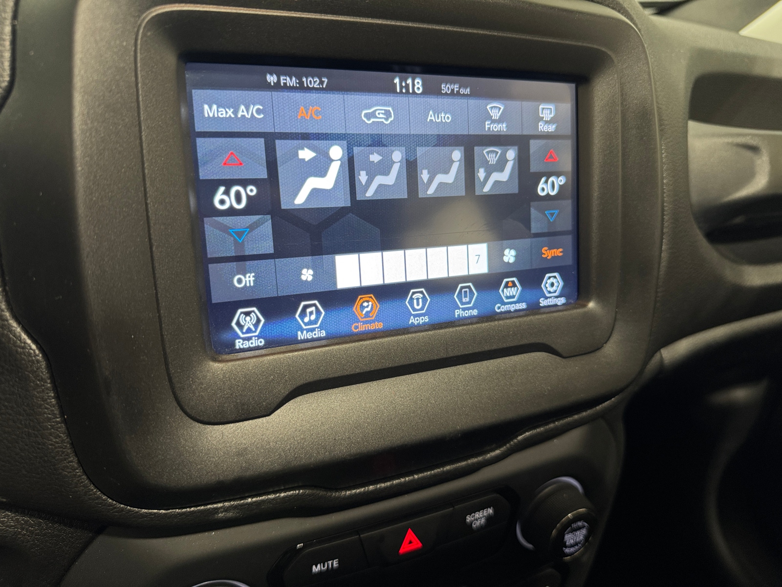 Thumbnail: 2018 Jeep Renegade - 4