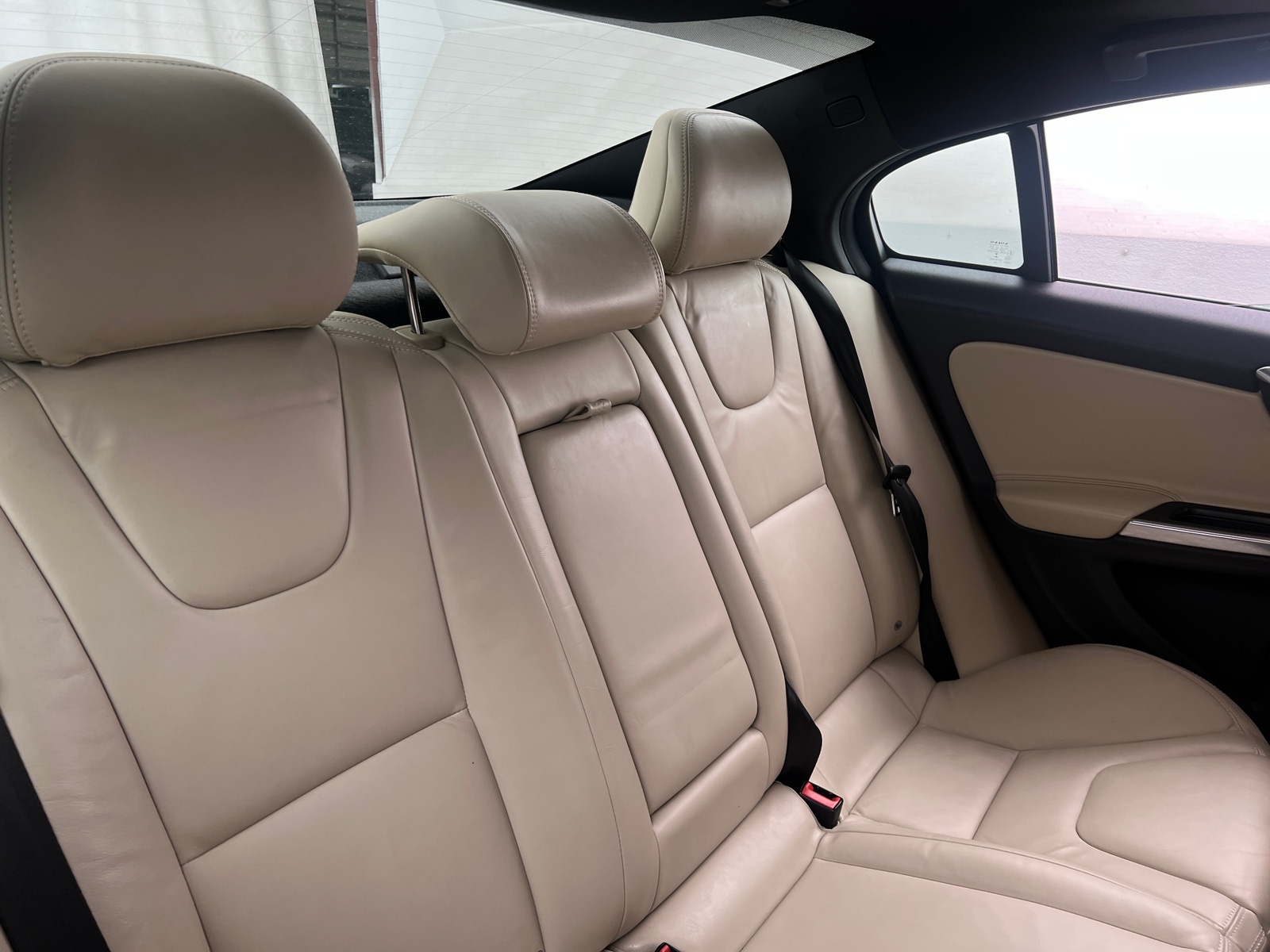 Thumbnail: 2015 Volvo S60 - 5