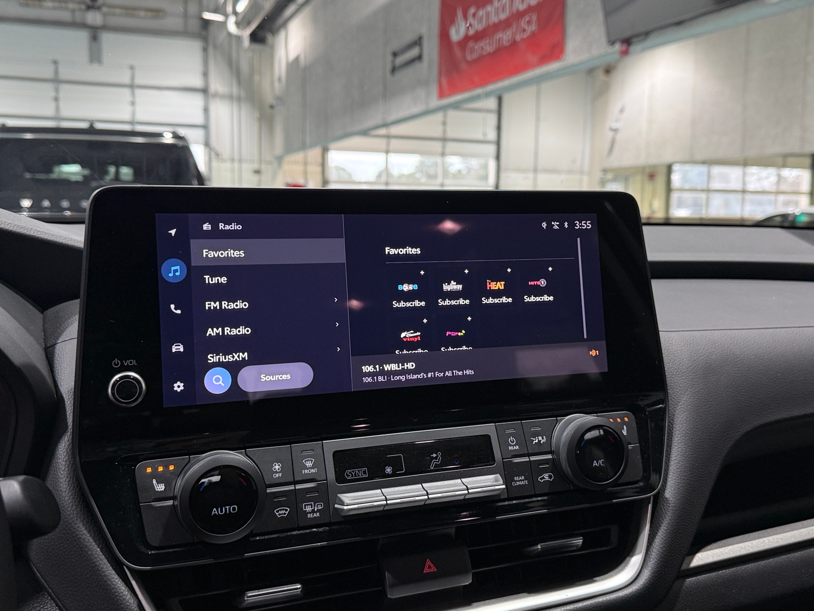 Thumbnail: 2025 Toyota Grand Highlander - 4