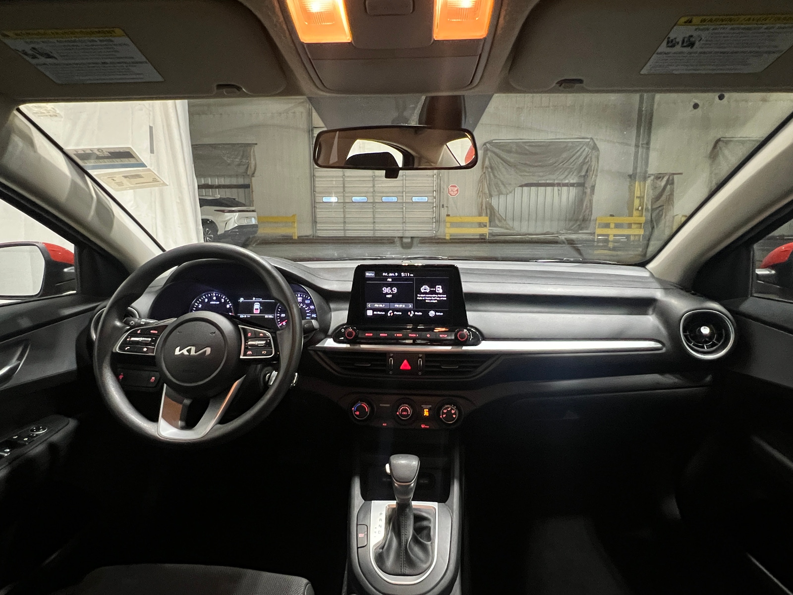 Thumbnail: 2023 Kia Forte - 3