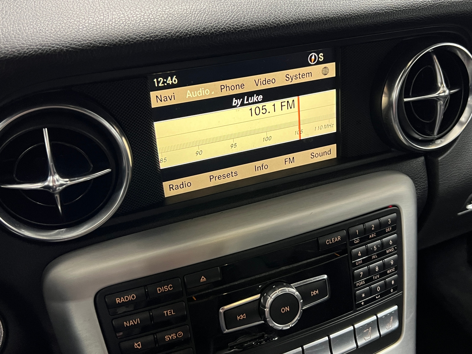 Thumbnail: 2012 Mercedes-Benz SLK - 3