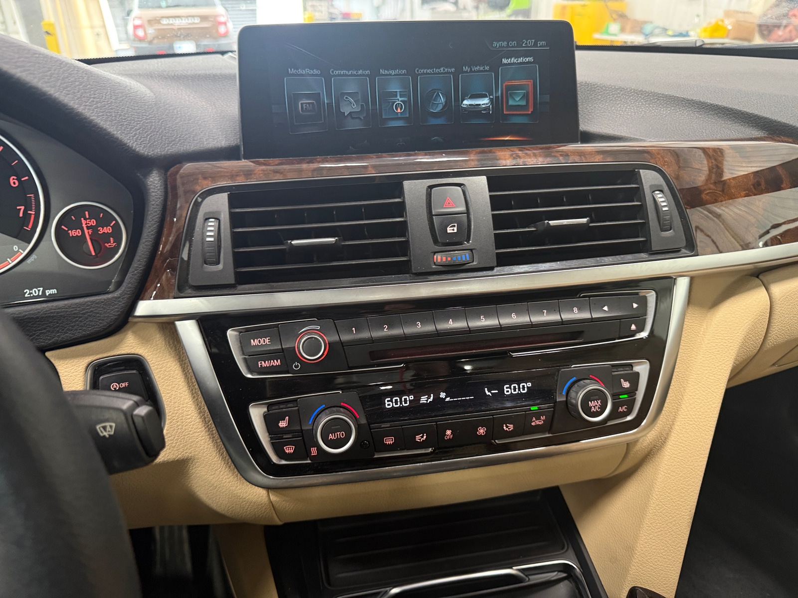 Thumbnail: 2017 BMW 4 Series - 3