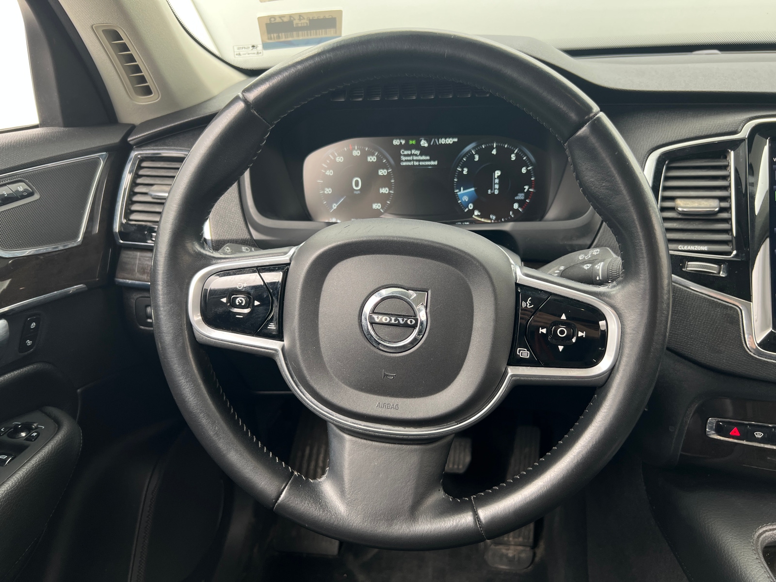 Thumbnail: 2018 Volvo XC90 - 4