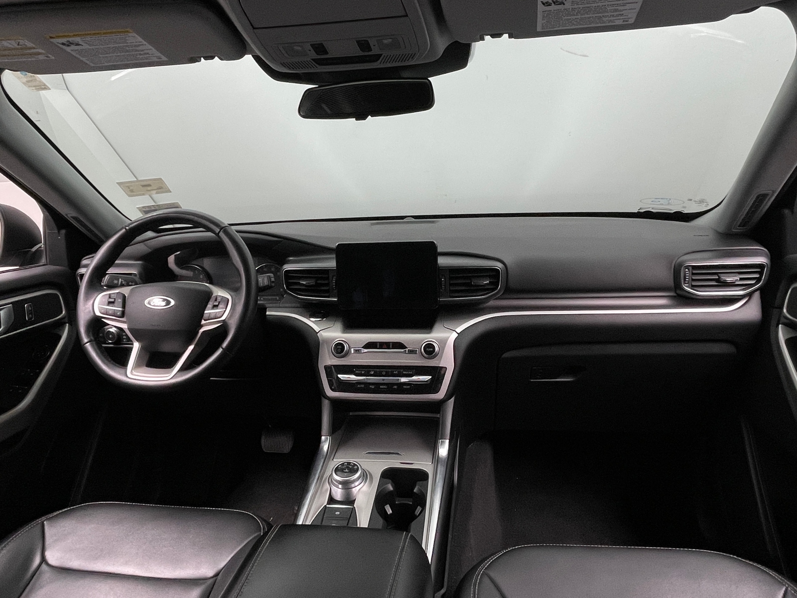 Thumbnail: 2022 Ford Explorer - 3