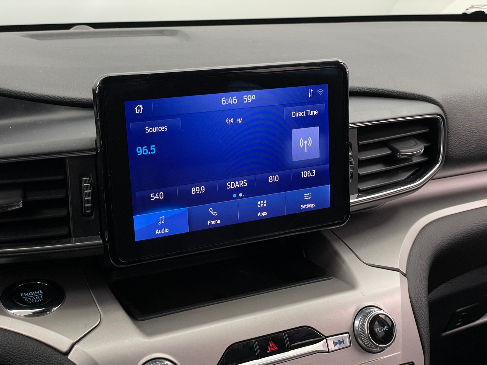 Thumbnail: 2022 Ford Explorer - 4