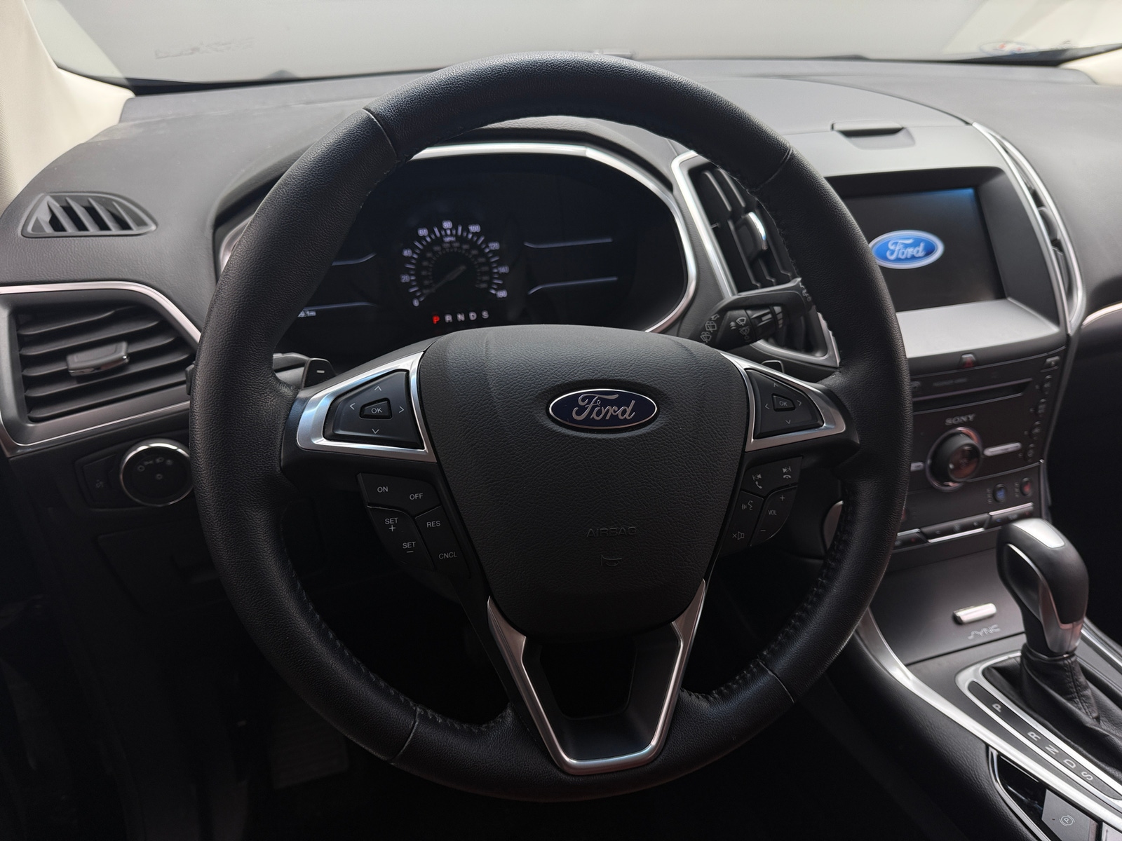 Thumbnail: 2016 Ford Edge - 4