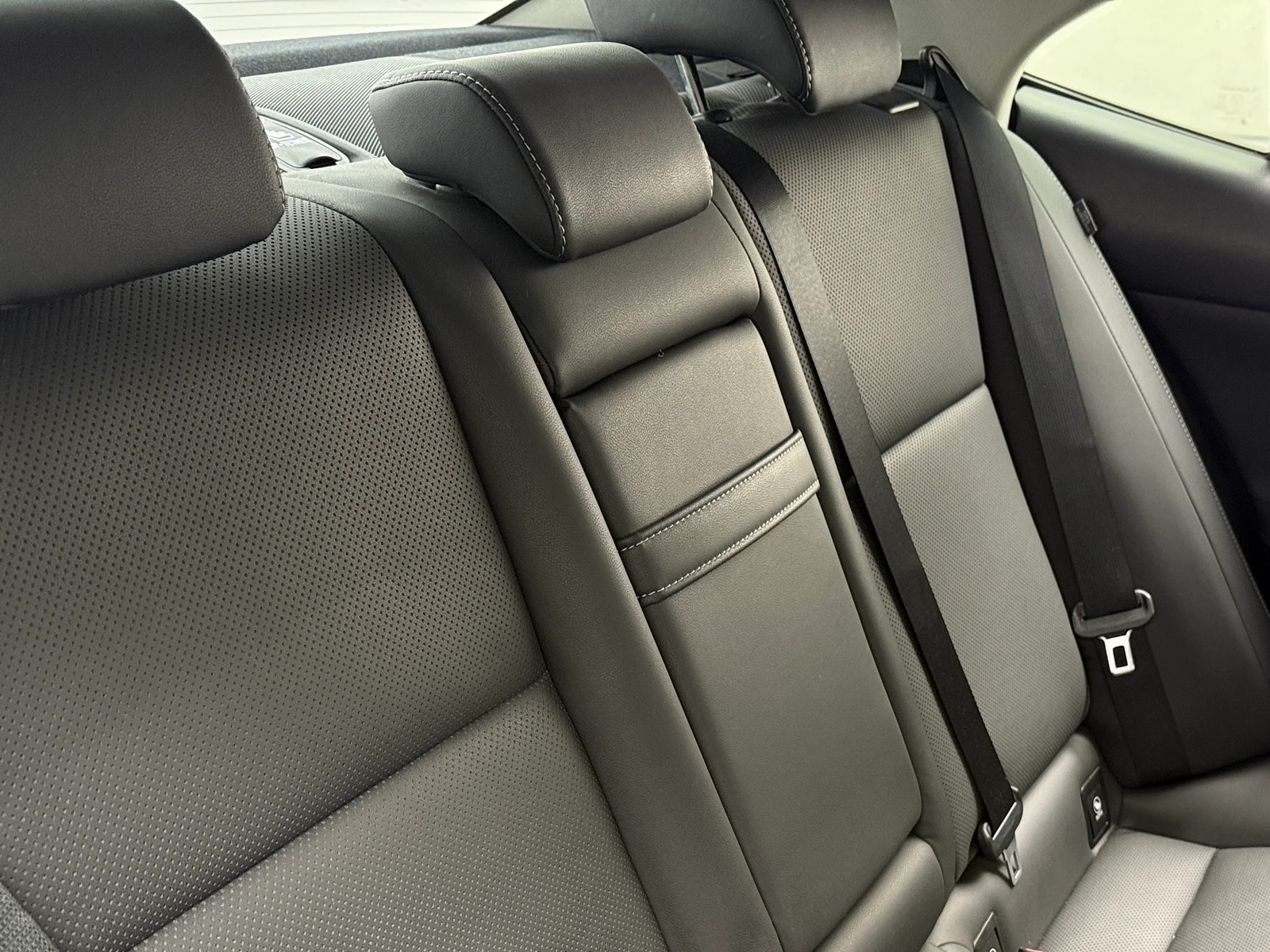 Thumbnail: 2016 Lexus IS - 5