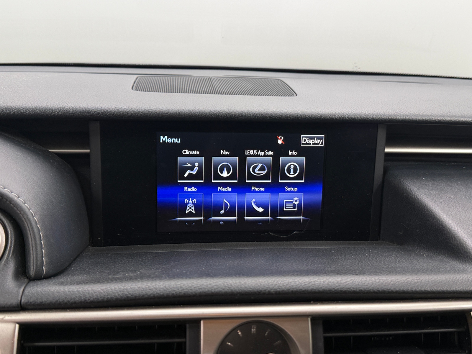 Thumbnail: 2016 Lexus IS - 3