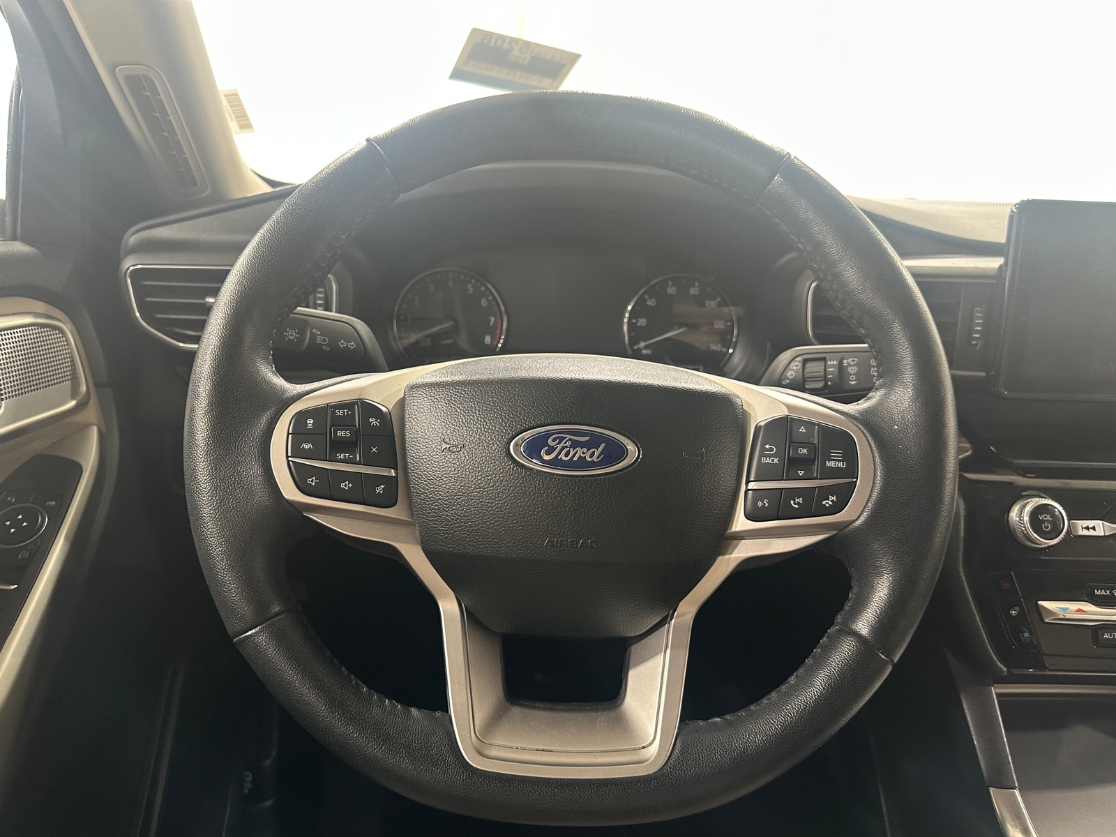 Thumbnail: 2023 Ford Explorer - 4