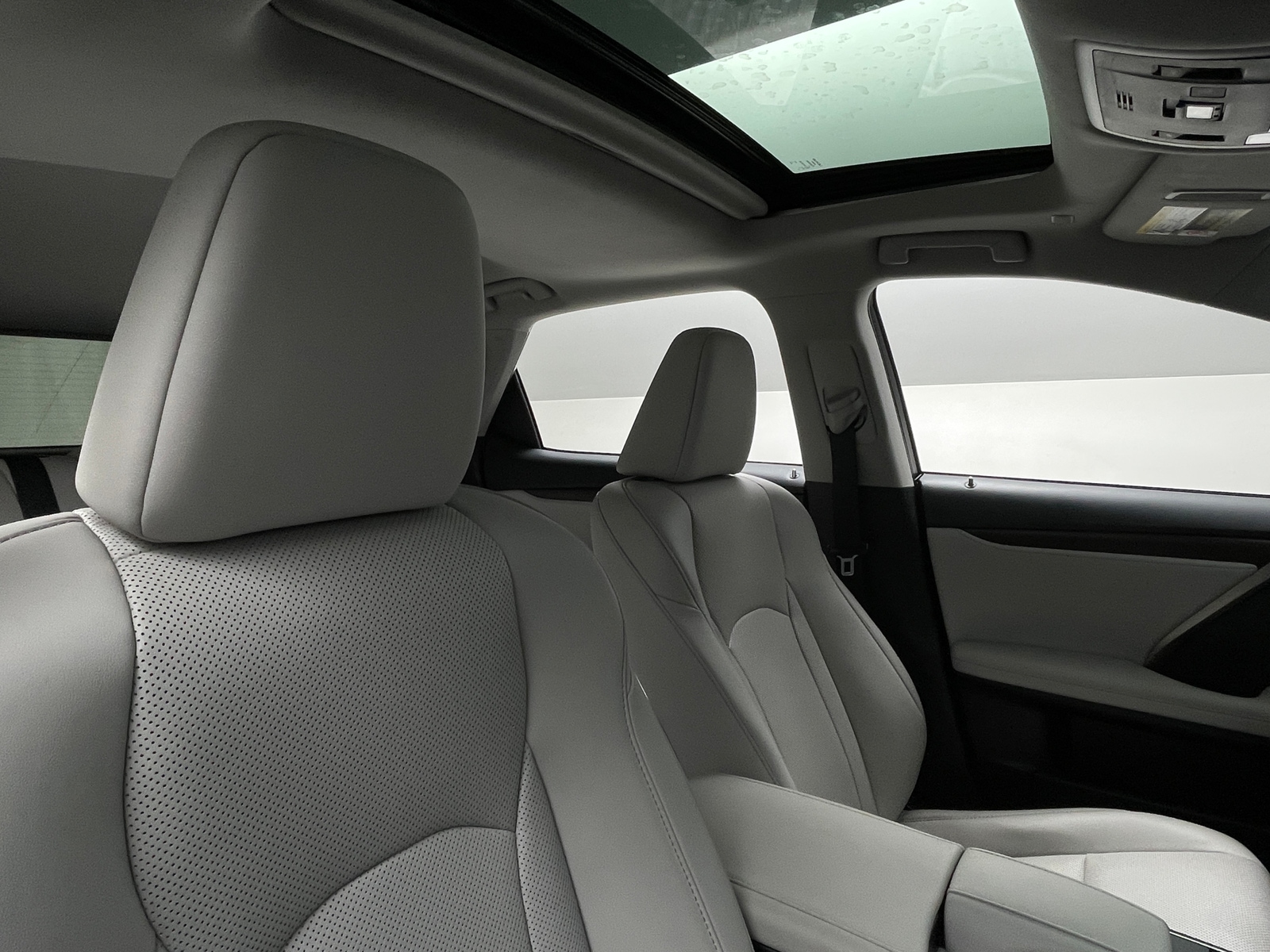 Thumbnail: 2022 Lexus RX - 2