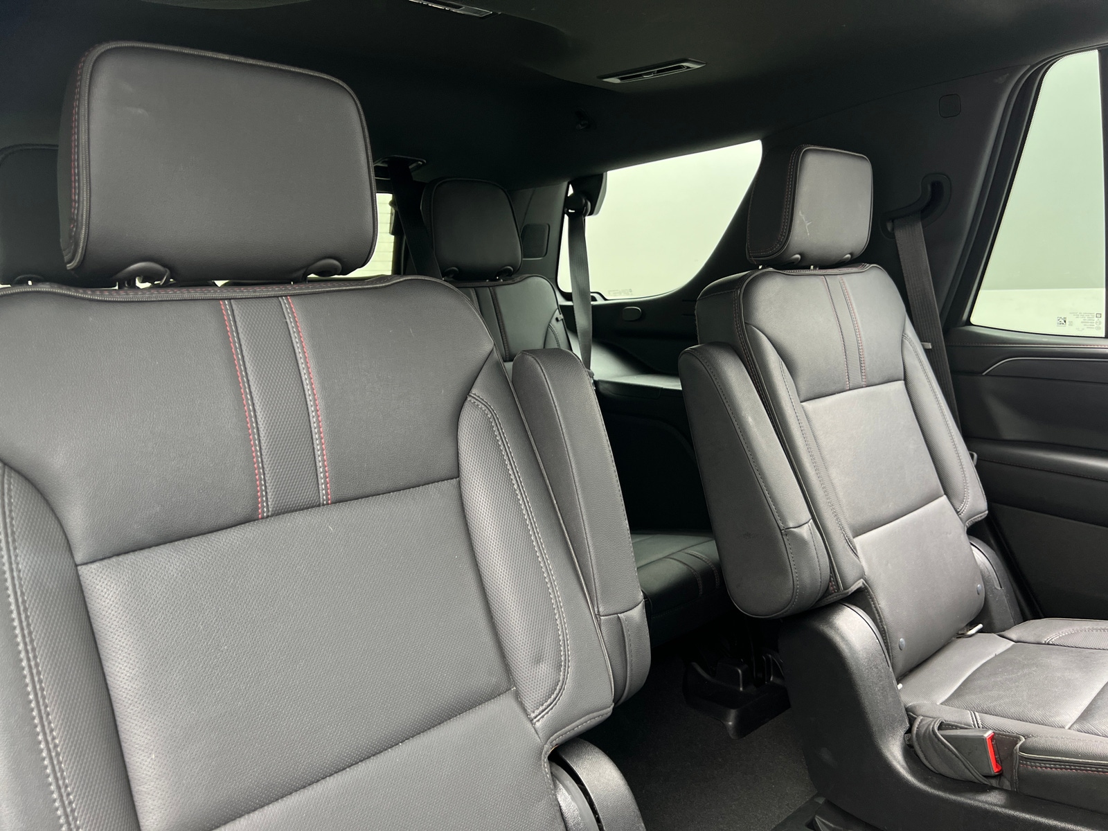 Thumbnail: 2022 Chevrolet Tahoe - 5