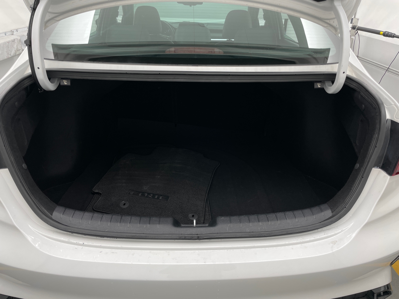 Thumbnail: 2023 Kia Forte - 7