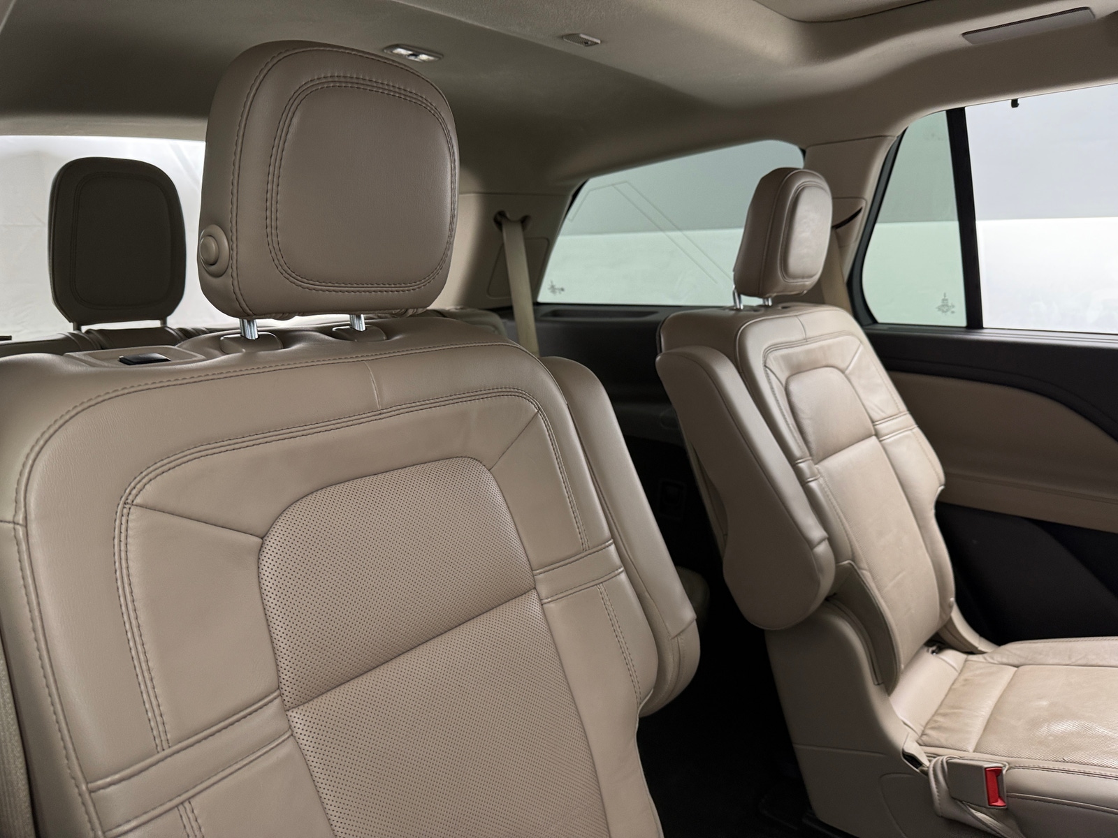 Thumbnail: 2020 Lincoln Aviator - 5