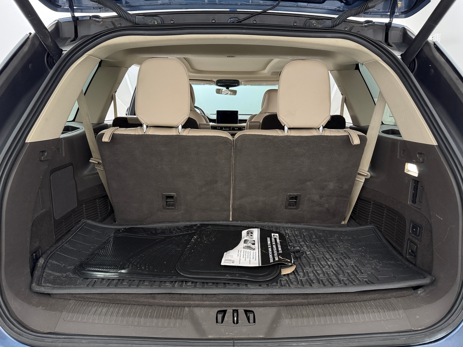 Thumbnail: 2020 Lincoln Aviator - 6