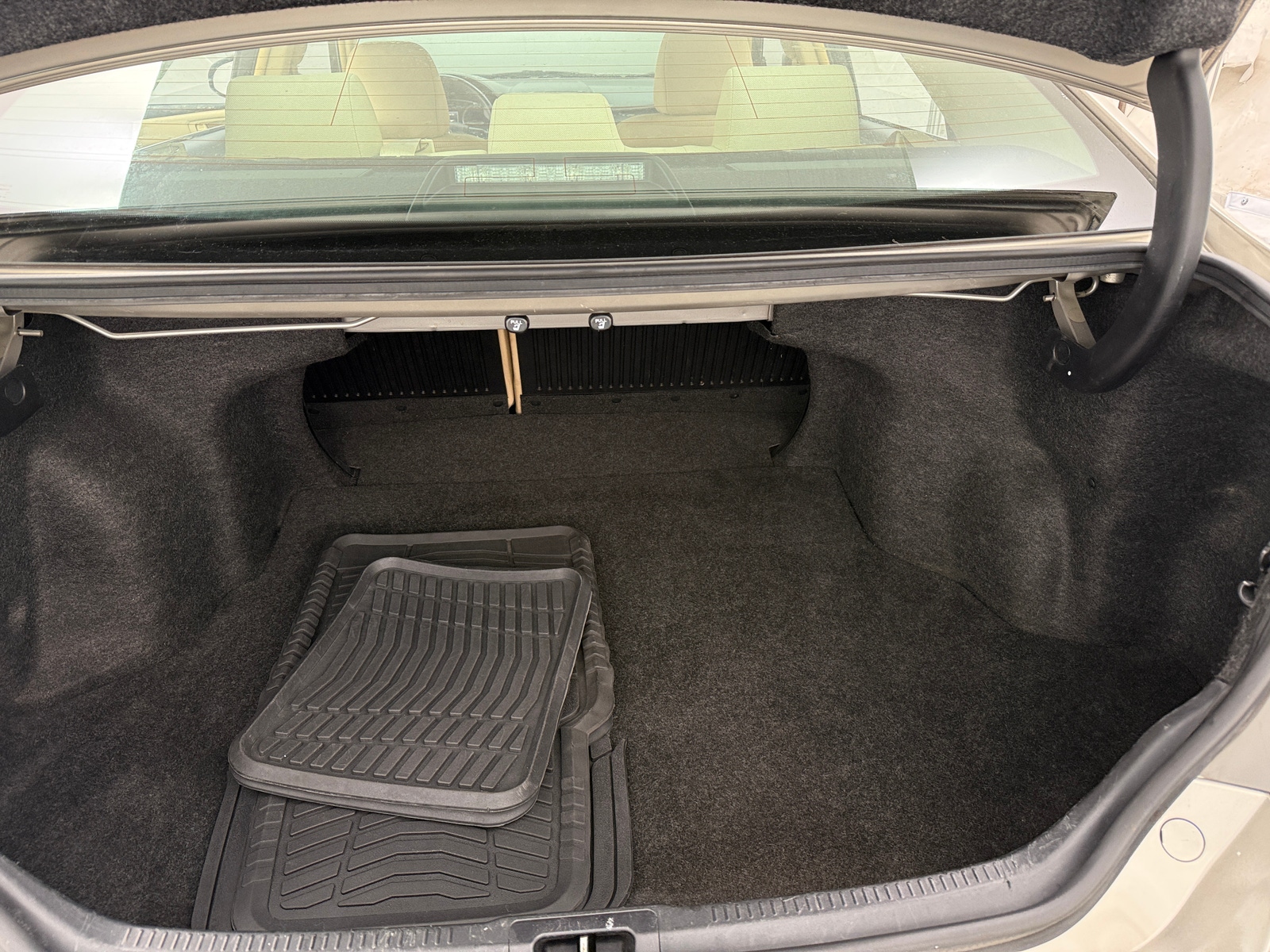 Thumbnail: 2016 Toyota Camry - 7