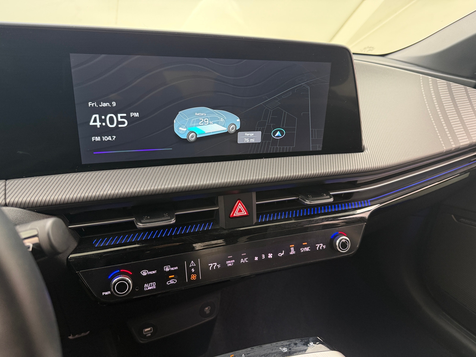 Thumbnail: 2022 Kia EV6 - 3