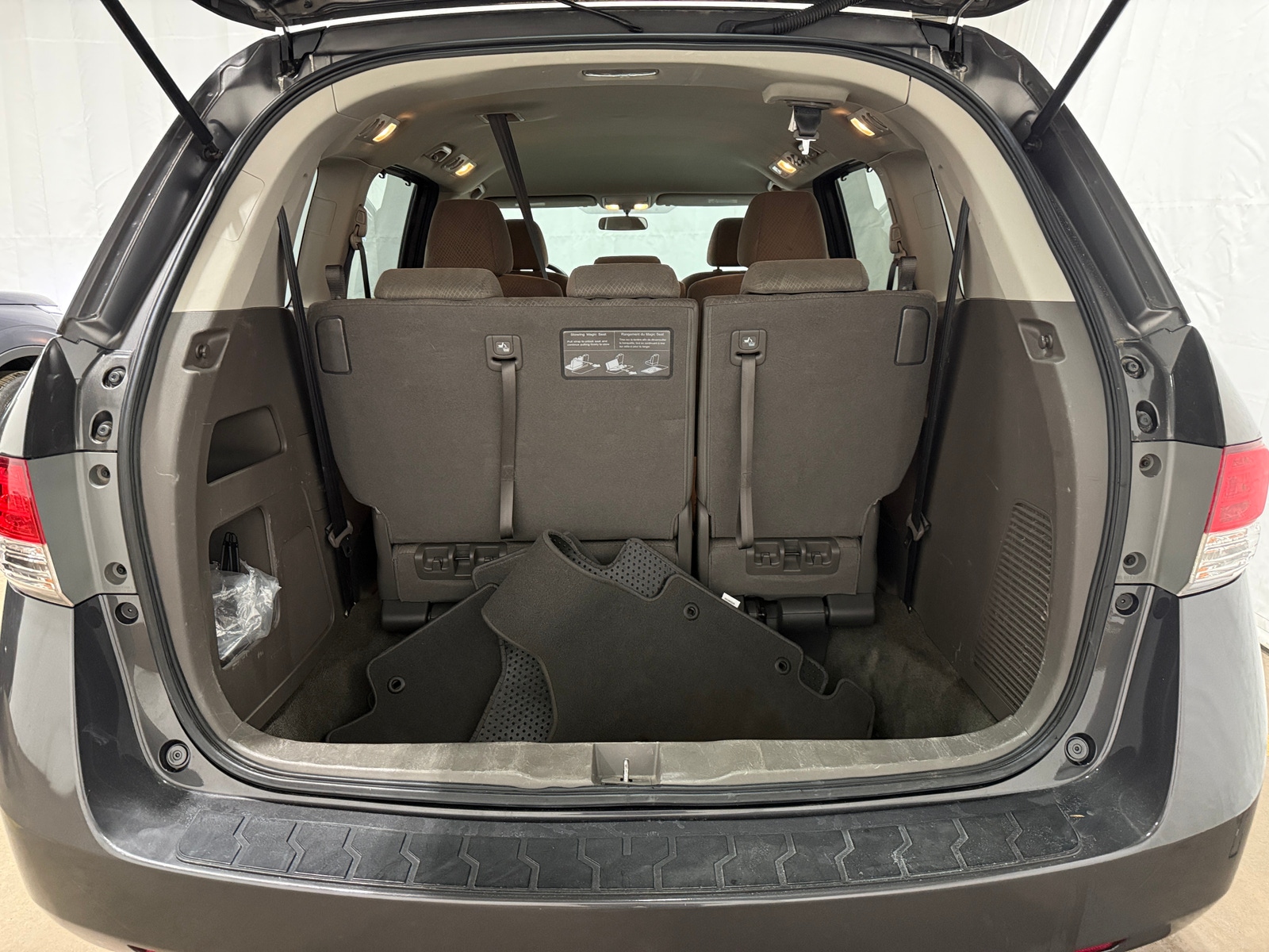 Thumbnail: 2014 Honda Odyssey - 7