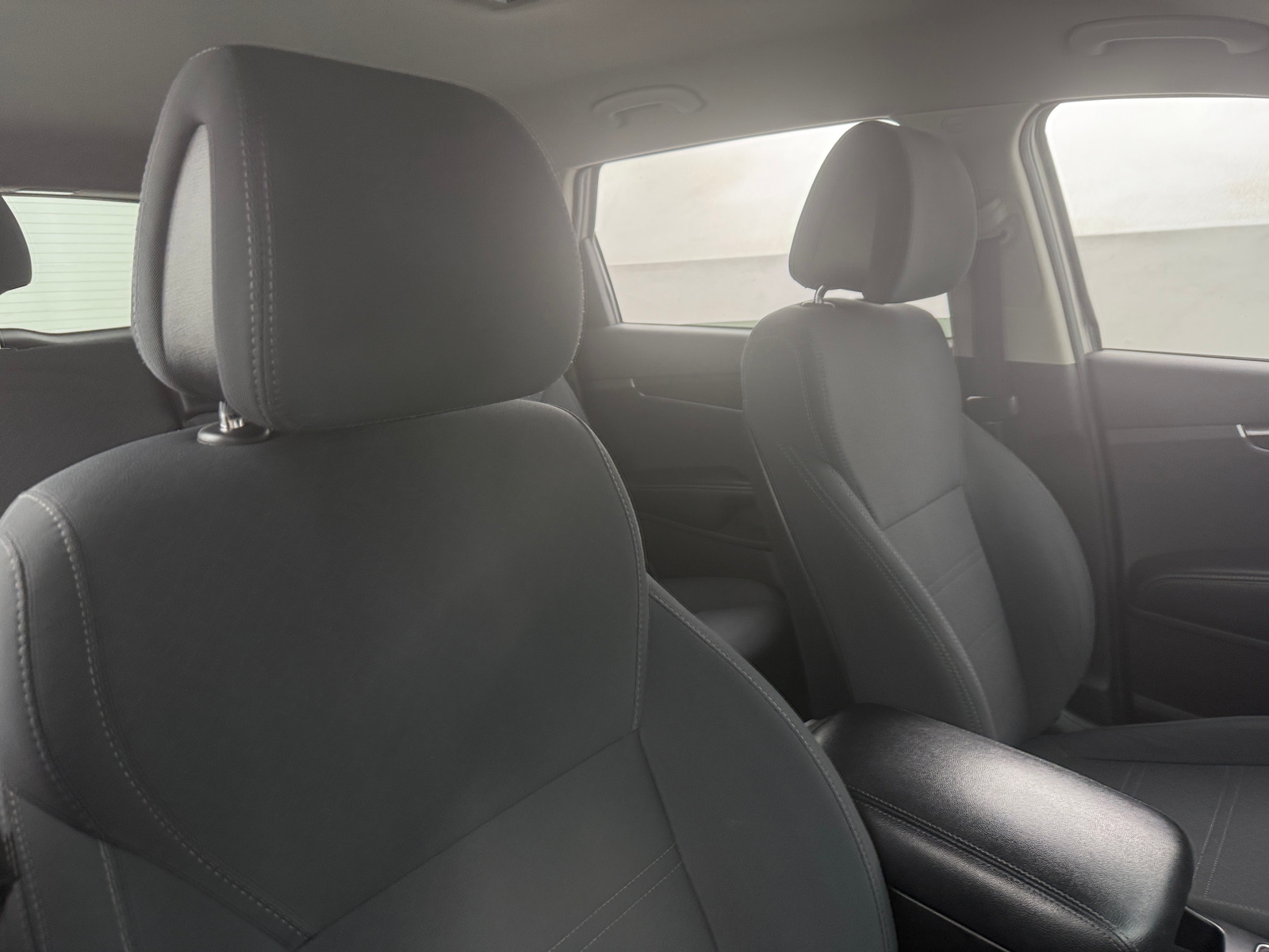 Thumbnail: 2016 Kia Sorento - 2