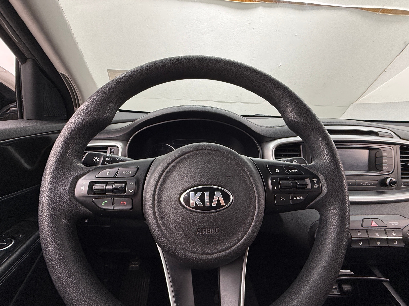 Thumbnail: 2016 Kia Sorento - 5