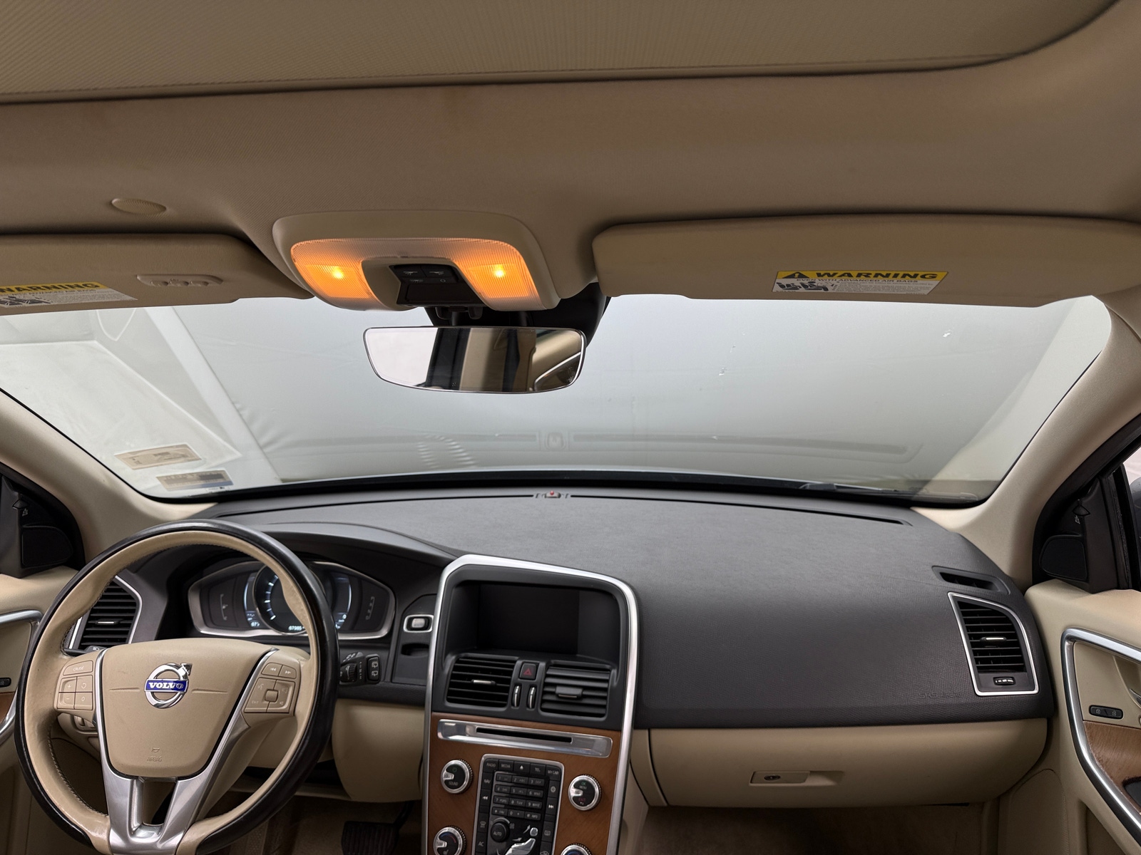 Thumbnail: 2016 Volvo XC60 - 2