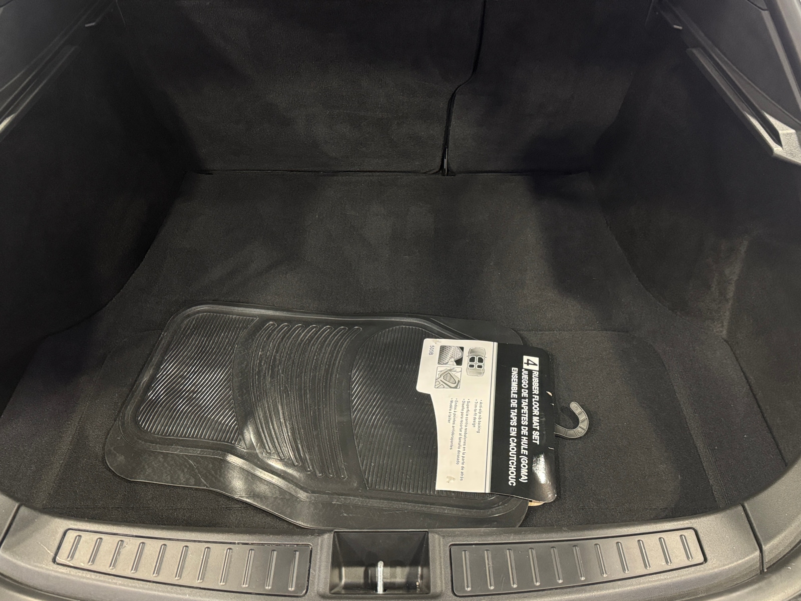 Thumbnail: 2020 Tesla Model S - 6