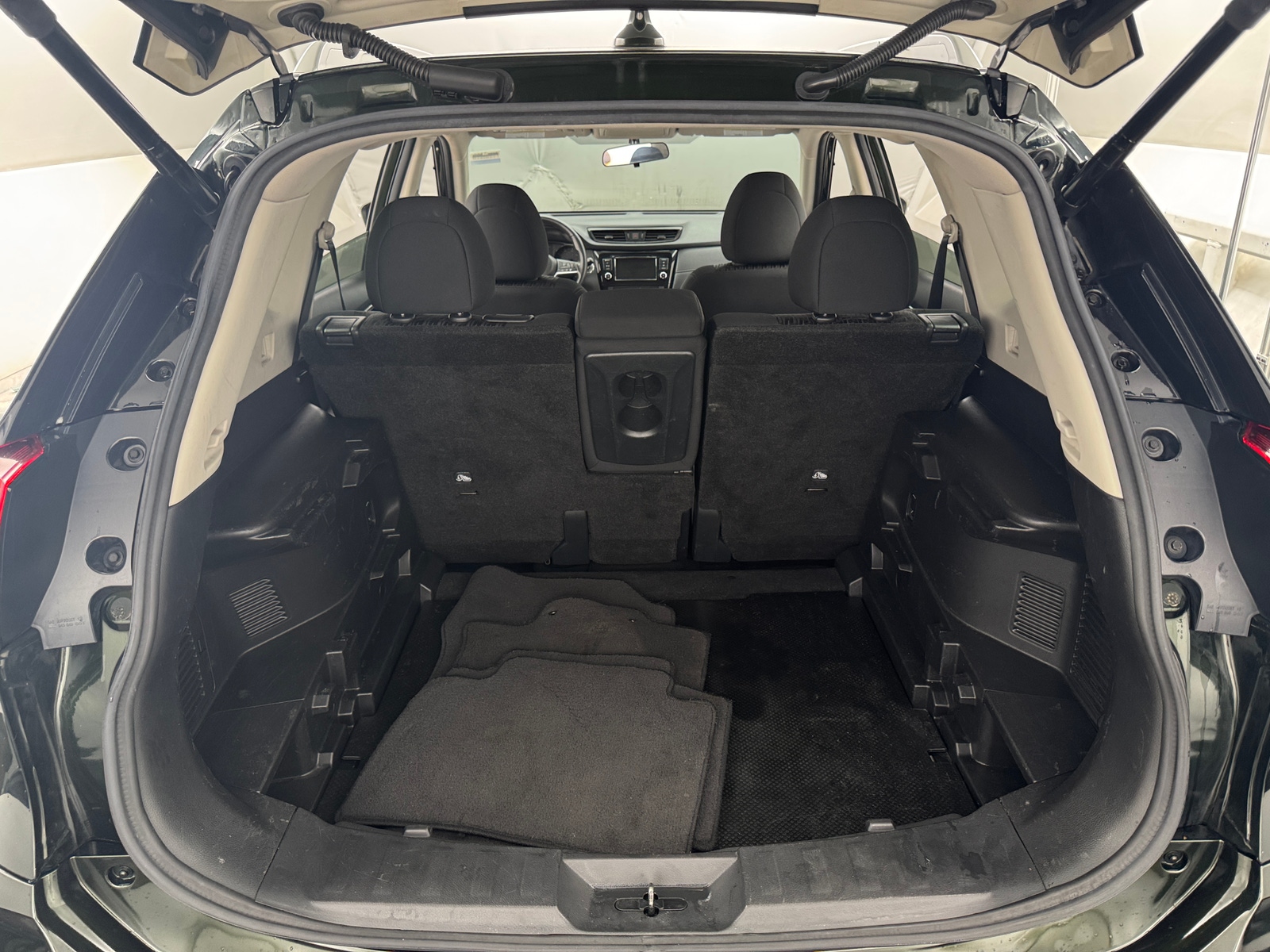 Thumbnail: 2018 Nissan Rogue - 7