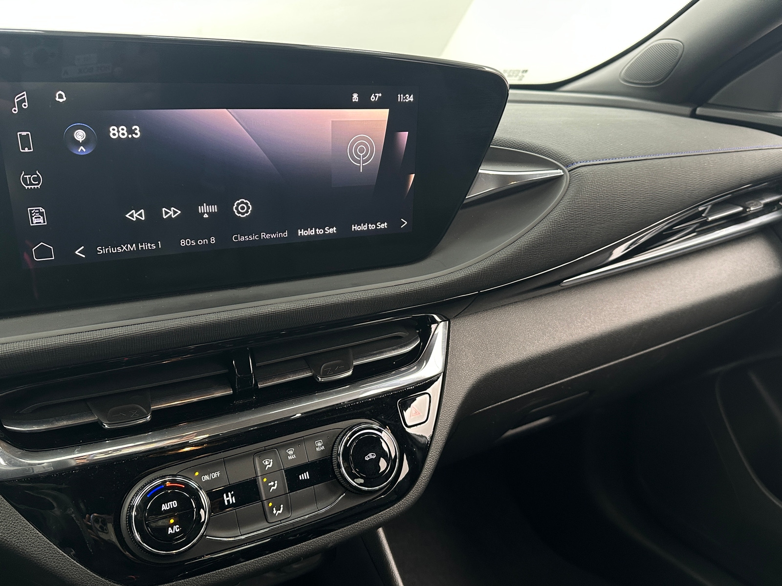 Thumbnail: 2025 Buick Envista - 3