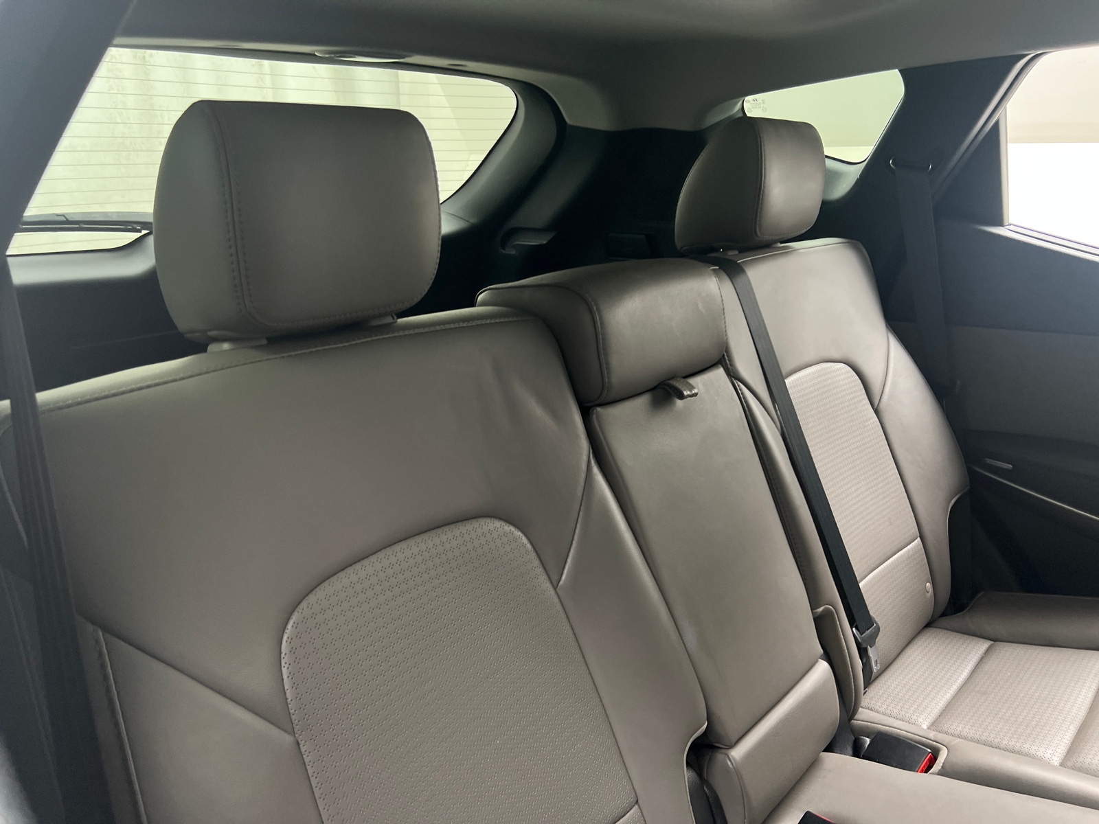 Thumbnail: 2015 Hyundai Santa Fe - 5