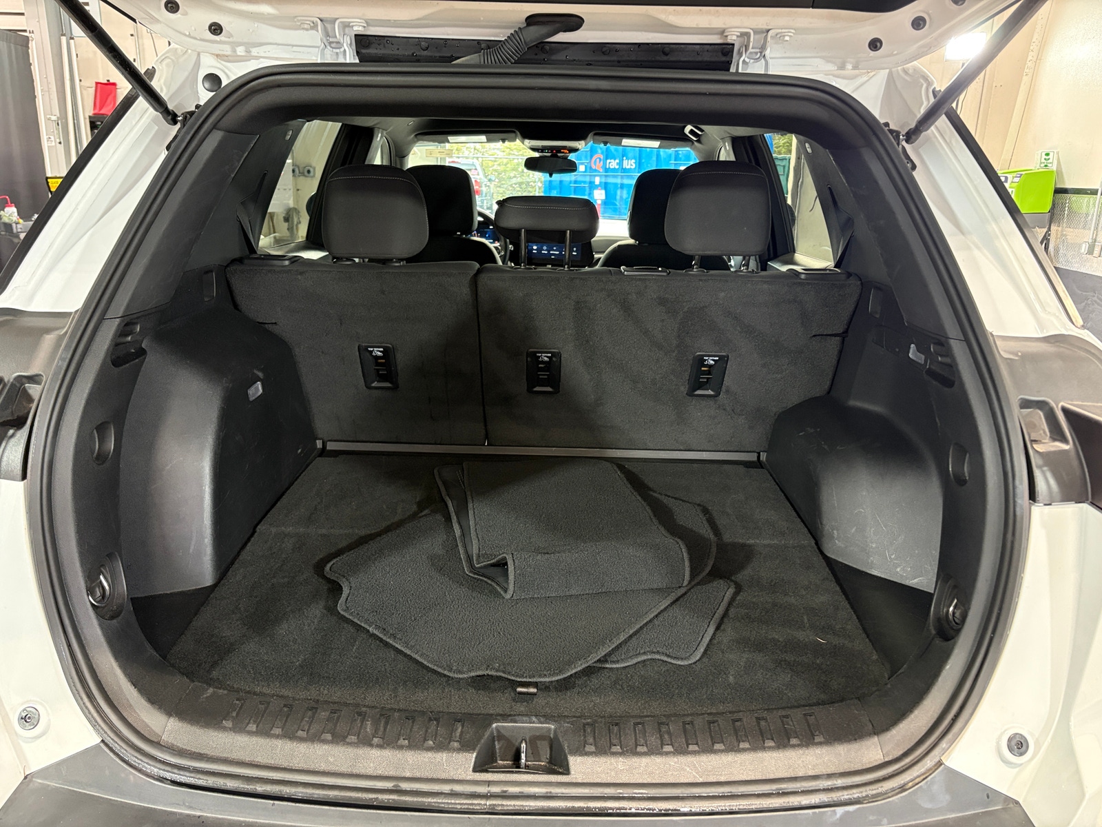 Thumbnail: 2025 Chevrolet Equinox - 7