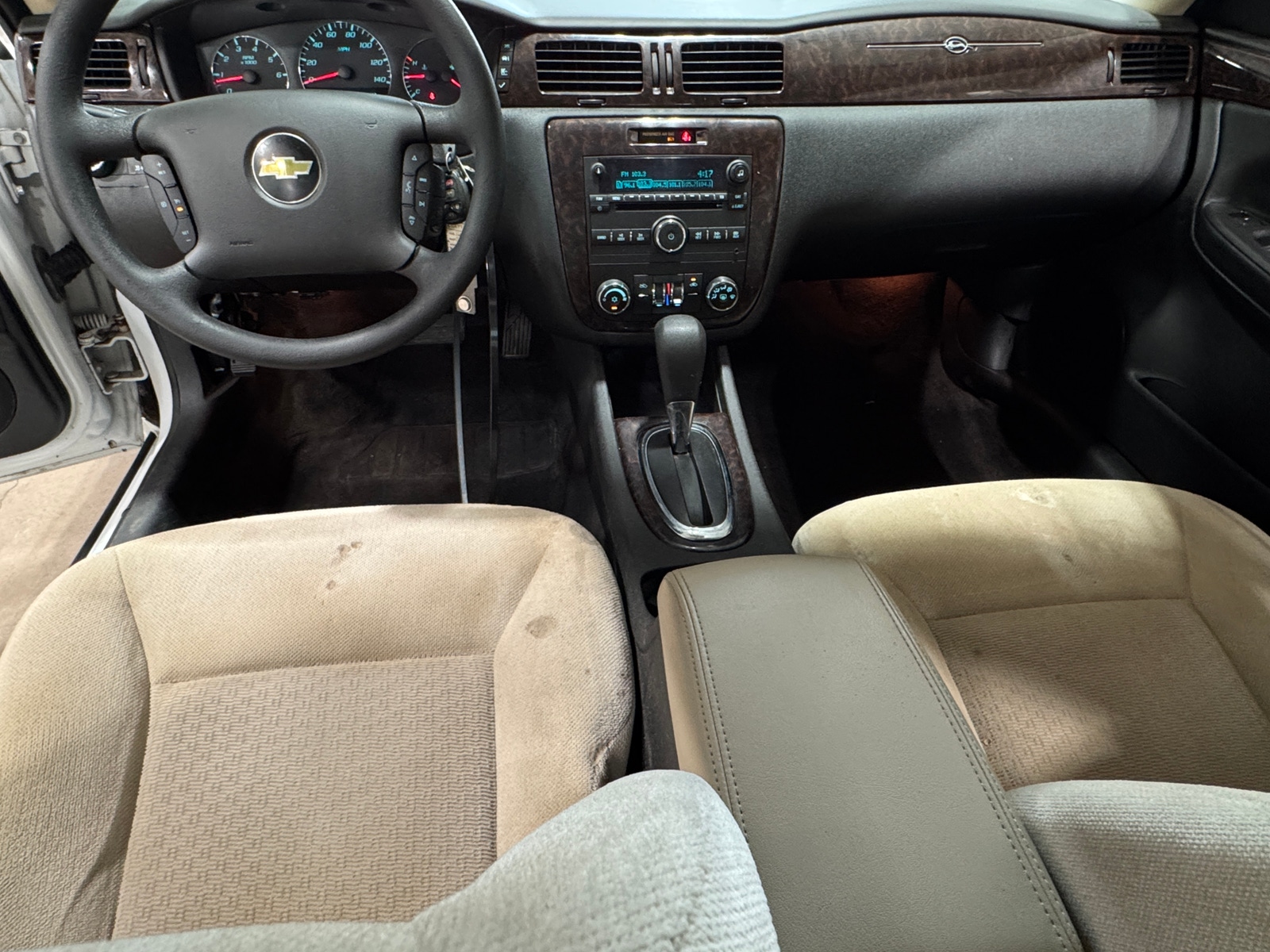 Thumbnail: 2016 Chevrolet Impala - 3