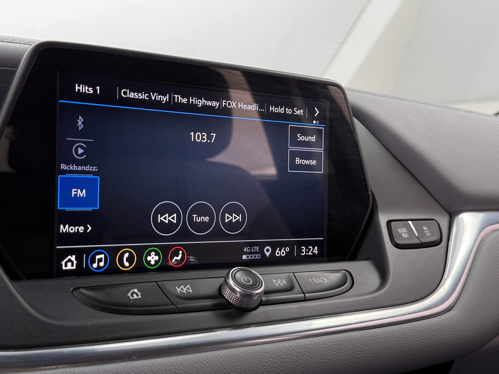 Thumbnail: 2022 Chevrolet Blazer - 4