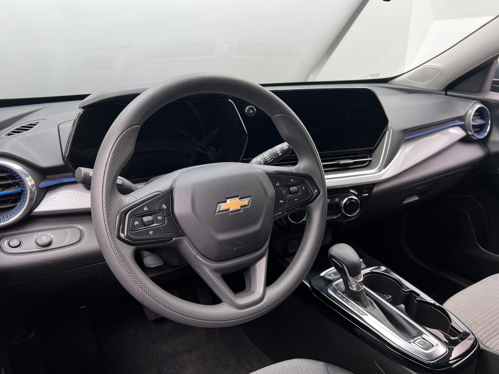 Thumbnail: 2025 Chevrolet Trax - 5