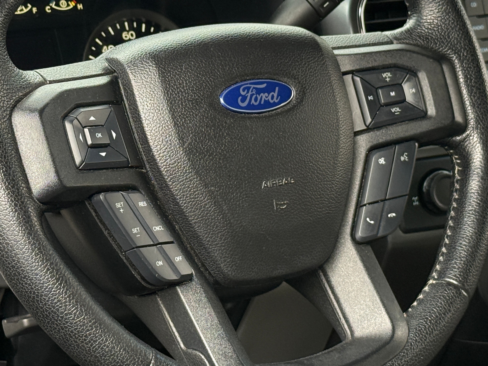 Thumbnail: 2016 Ford Econoline - 5